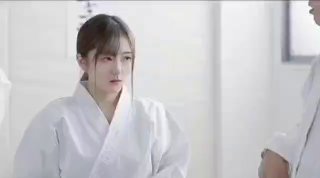 未成年禁入,撸尔山成人视频,海量高清AV在线看